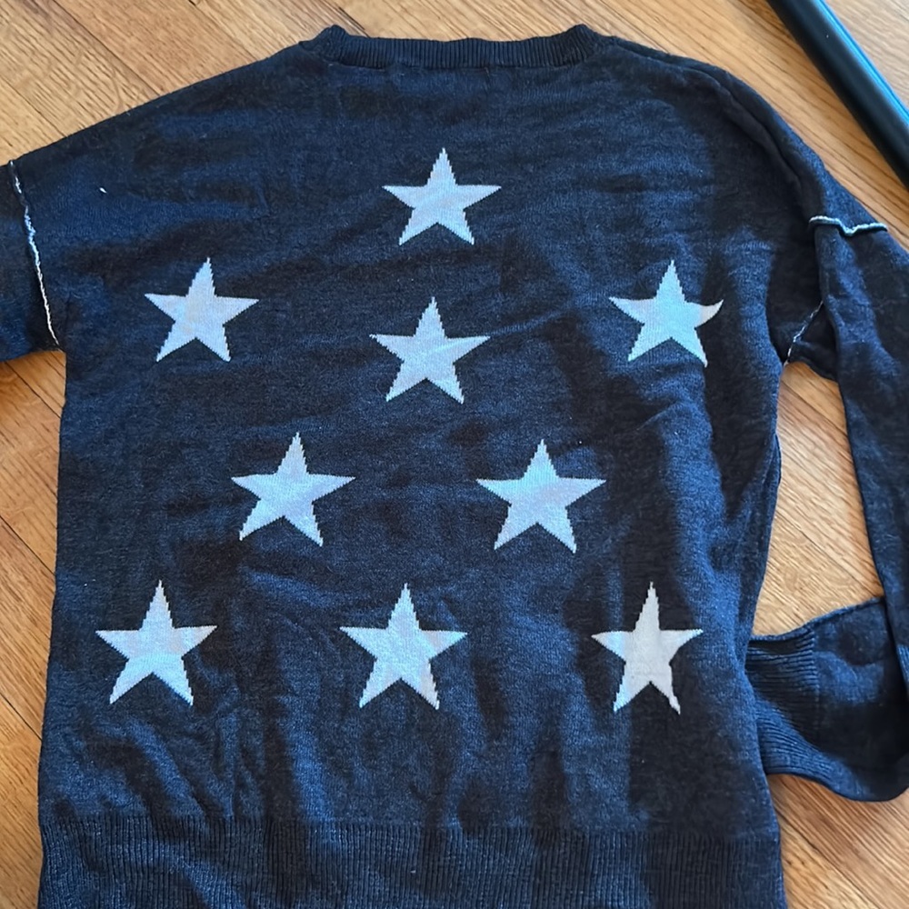 Star sweater - Picture 3 of 3